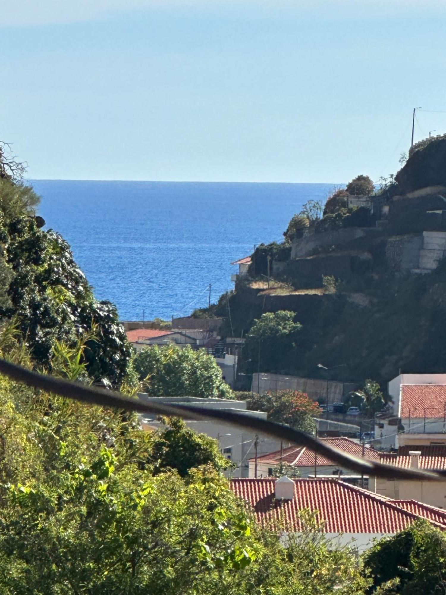 2 Bed Room Apartment , Sea View, 10 Minutes Walk To The Beach Ribeira Brava Luaran gambar