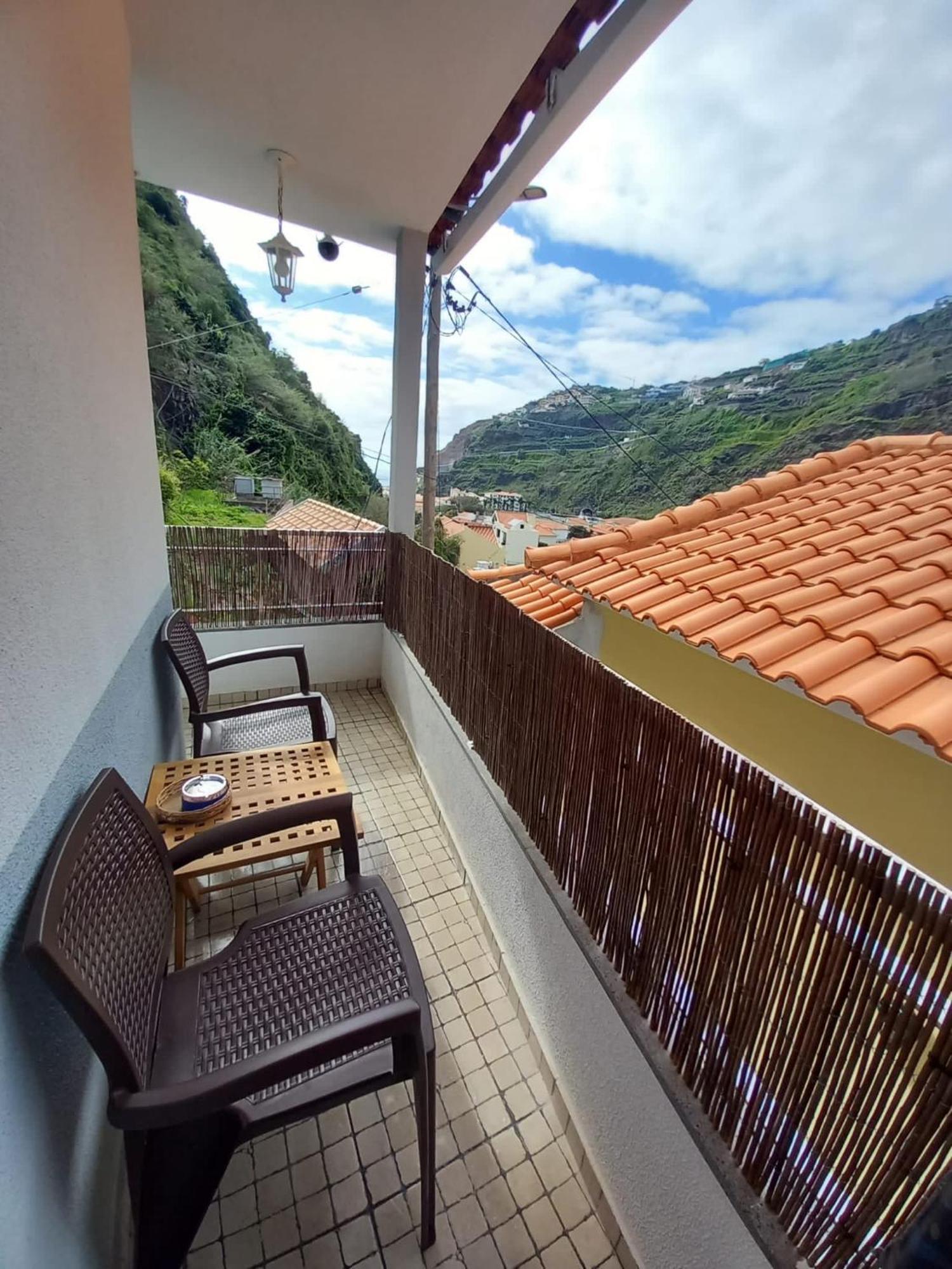 2 Bed Room Apartment , Sea View, 10 Minutes Walk To The Beach Ribeira Brava Luaran gambar
